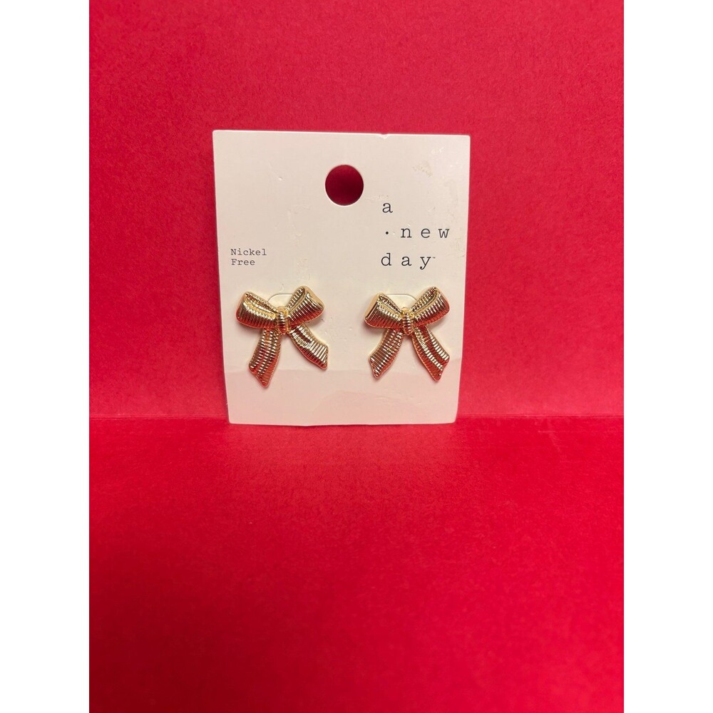 A New Day Bow Earrings NWT